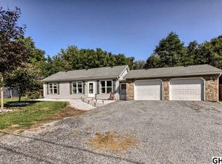 25 Paradise Dr, Carlisle, PA 17015