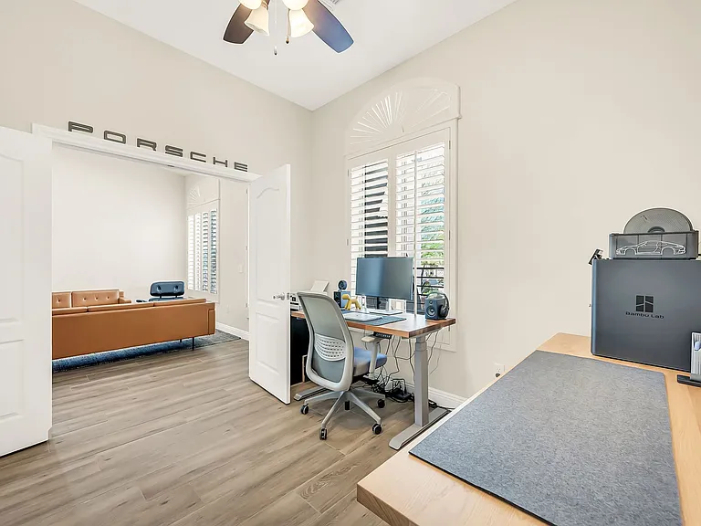 7259 E Tyndall St — Photo 33
