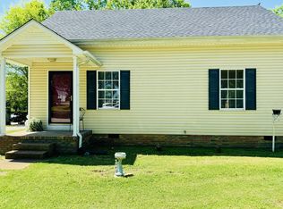 111 W Merchant St, Mt Pleasant, TN 38474