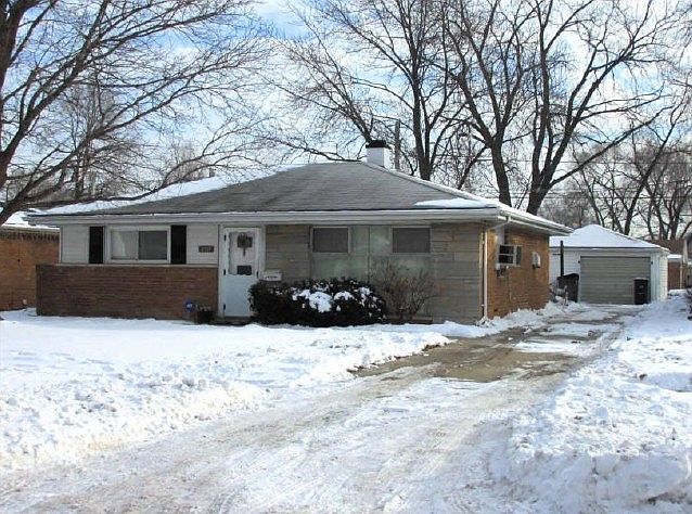 1st image of 17323 Lorenz Ave