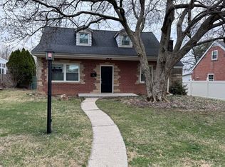 625 Fernwood St, Emmaus, PA 18049