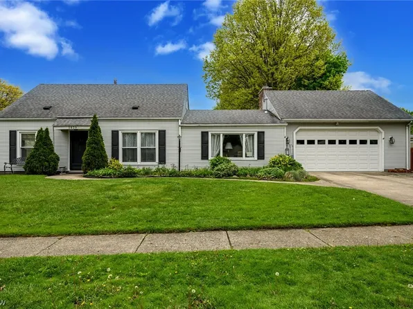 2839 Elmwood St, Cuyahoga Falls, OH 44221