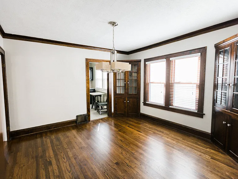 1297 Hathaway Ave — Photo 9
