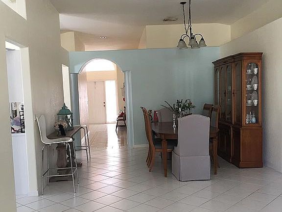 Formal Dining