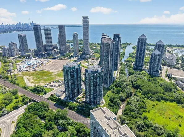 88 Park Lawn Rd #1908, Toronto, ON M8Y 0B5