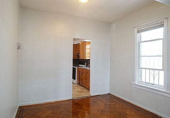 3rd image of 388 E 2nd St #1