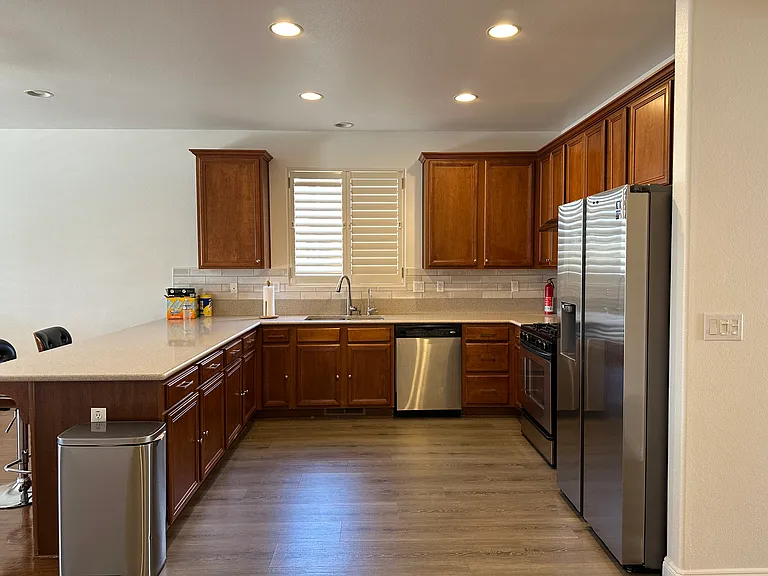 1570 Iratcabal Dr — Photo 6