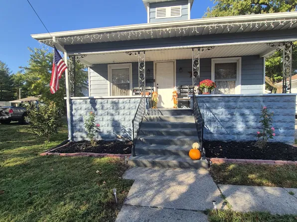 529 N Washington St, Du Quoin, IL 62832