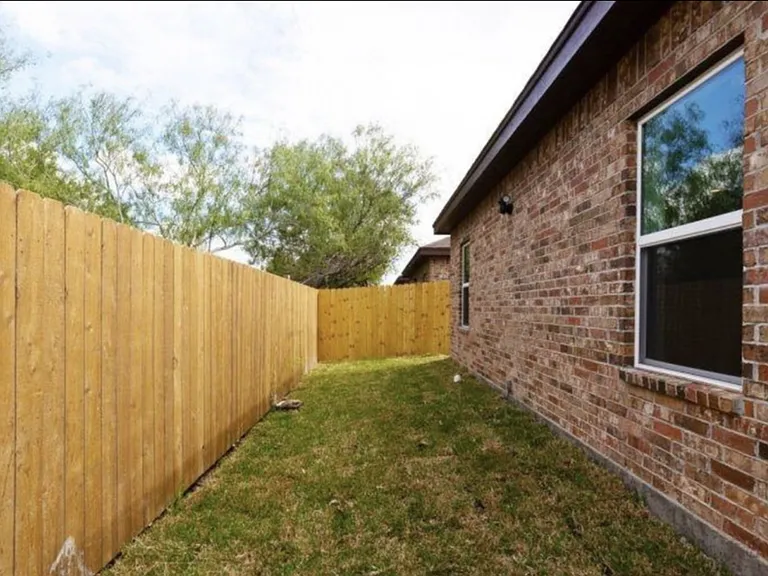 3806 Valeria St #3 — Photo 6