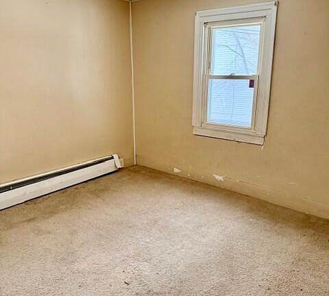5th image of 359 S 3rd St