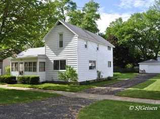 216 W Division St, Belding, MI 48809
