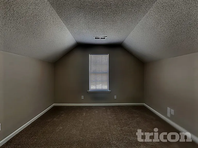 153 Devon Forest Dr — Photo 14