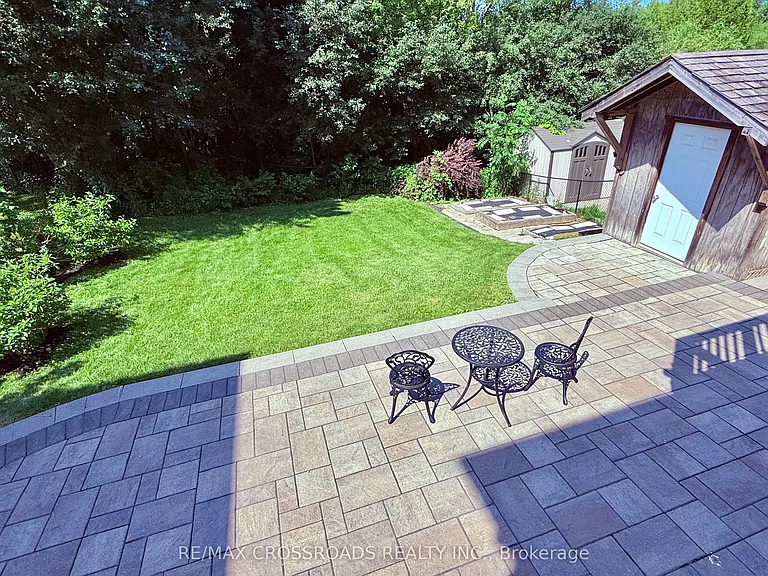 72 Skywood Dr — Photo 41