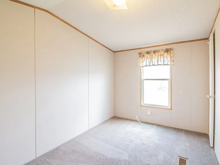 2311 FM 1294 — Photo 15