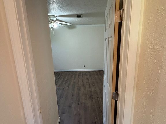 4th image of 11156 East