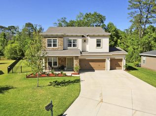 469 Amber Creek Dr, Jacksonville, FL 32218