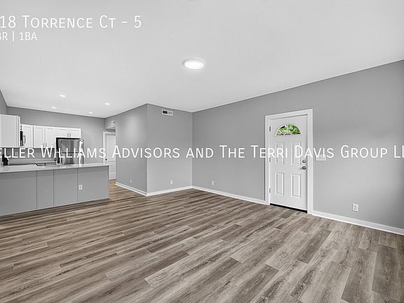 4th image of 418 Torrence Ct APT 5