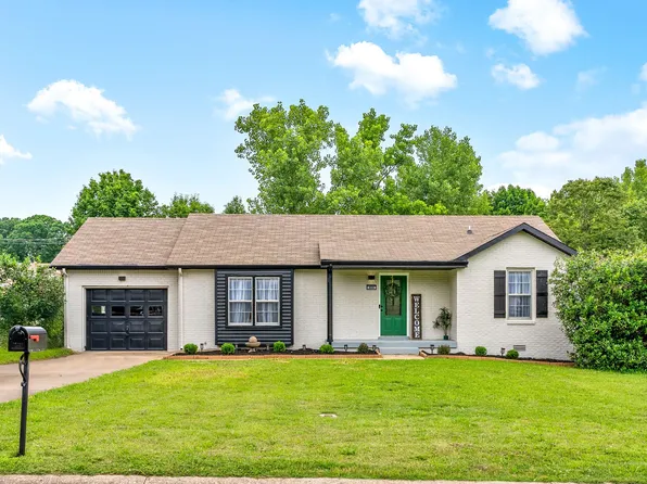629 Doane Dr, Clarksville, TN 37042