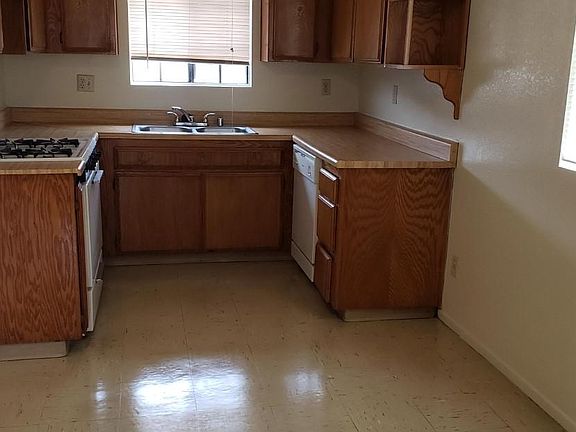 2nd image of 519 W D St