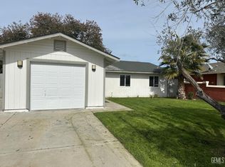 749 Anita Ave, Delano, CA 93215