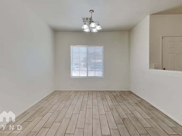 9303 W Raymond St — Photo 3