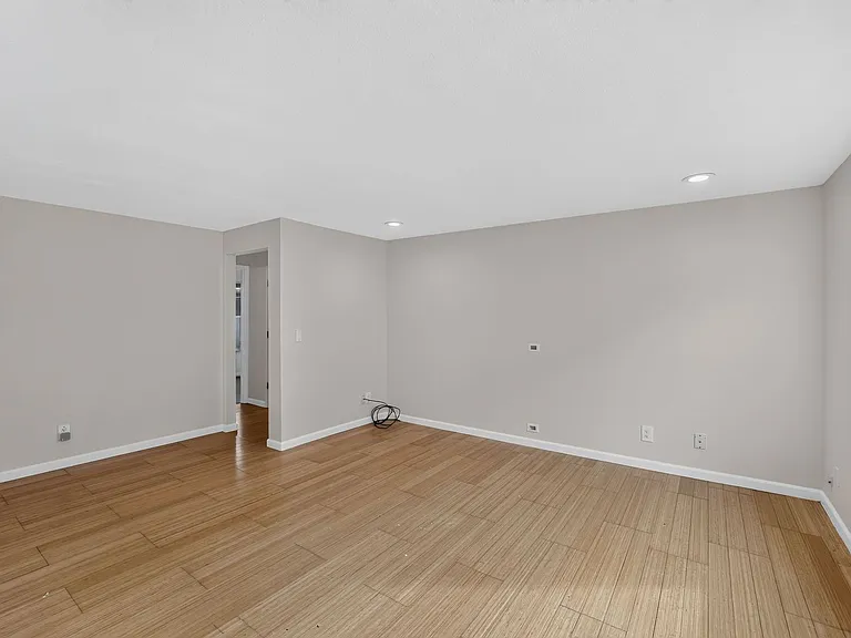2306 SW Augusta Dr — Photo 11