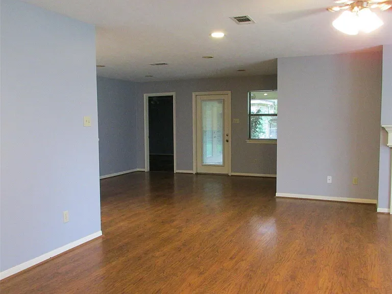 2232 Azalea Cir — Photo 7