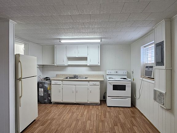 4th image of 528 Aileen Ave #B