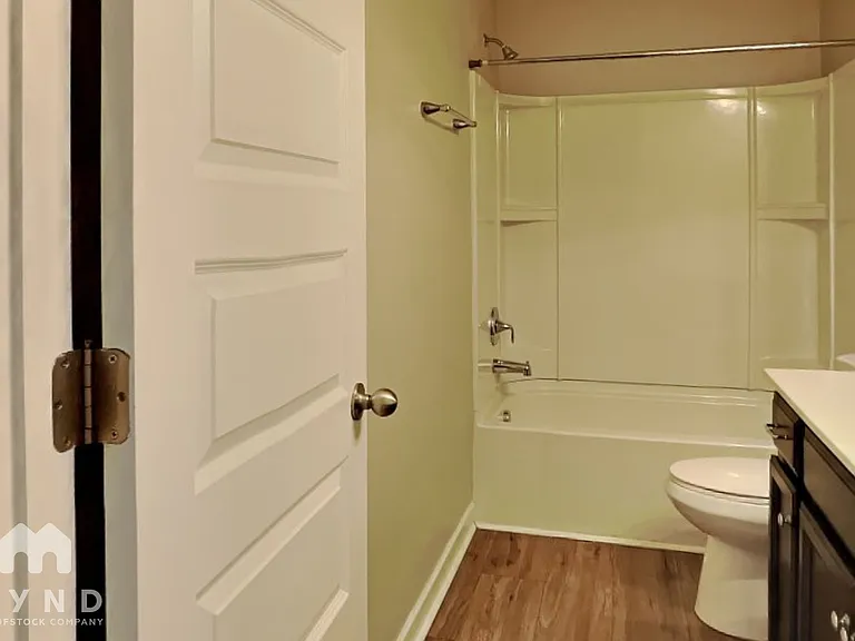 2233 Dale View Dr — Photo 16