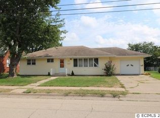 1880 Garfield Ave, Dubuque, IA 52001