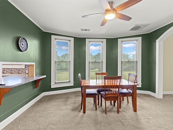 4th image of 1302 New Hope Rd