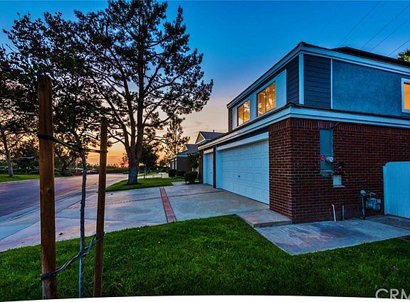 3rd image of 6039 Prairie Falcon Dr