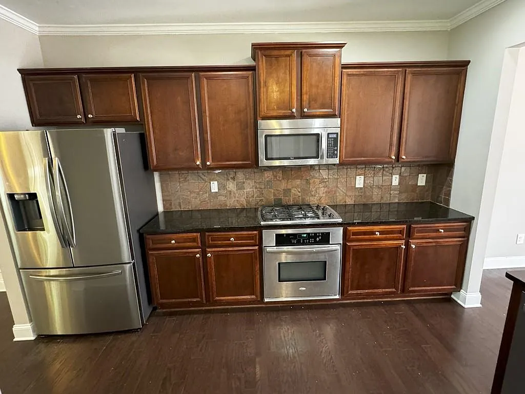 4 bed, 3.5 bath, 1748 sqft, $2,850 — Photo 4