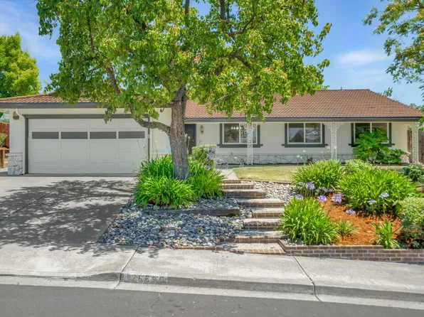 2669 Farnsworth Dr, Livermore, CA 94551