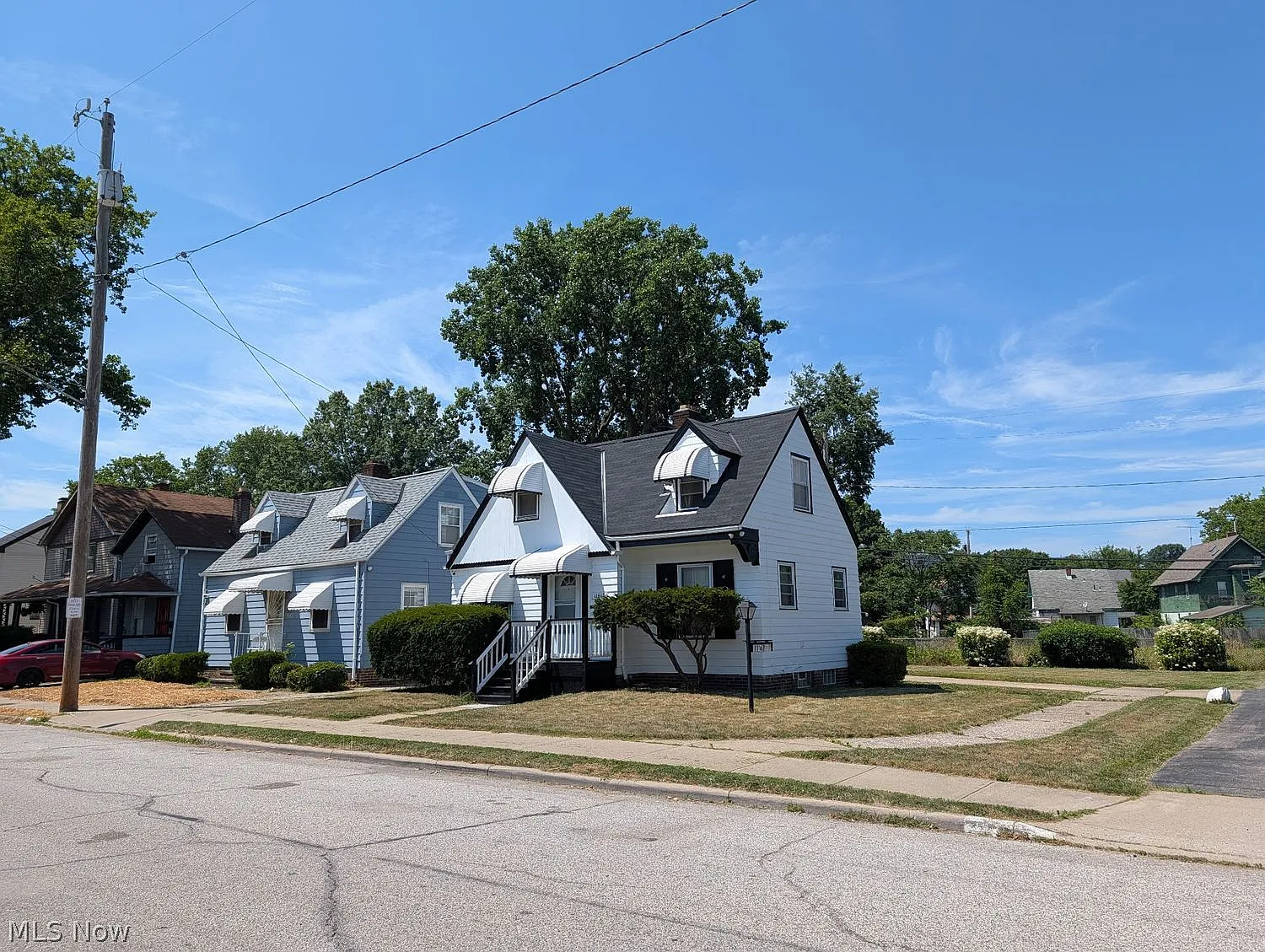 3 bed, 1.5 bath, 1163 sqft, $1,400 — Photo 2