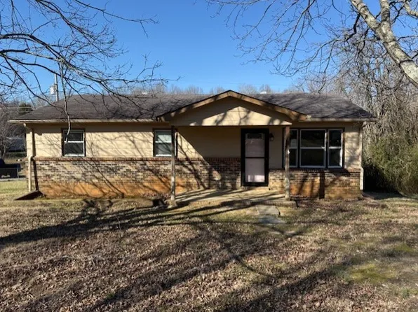 584 Blue Springs Rd, Smithville, TN 37166