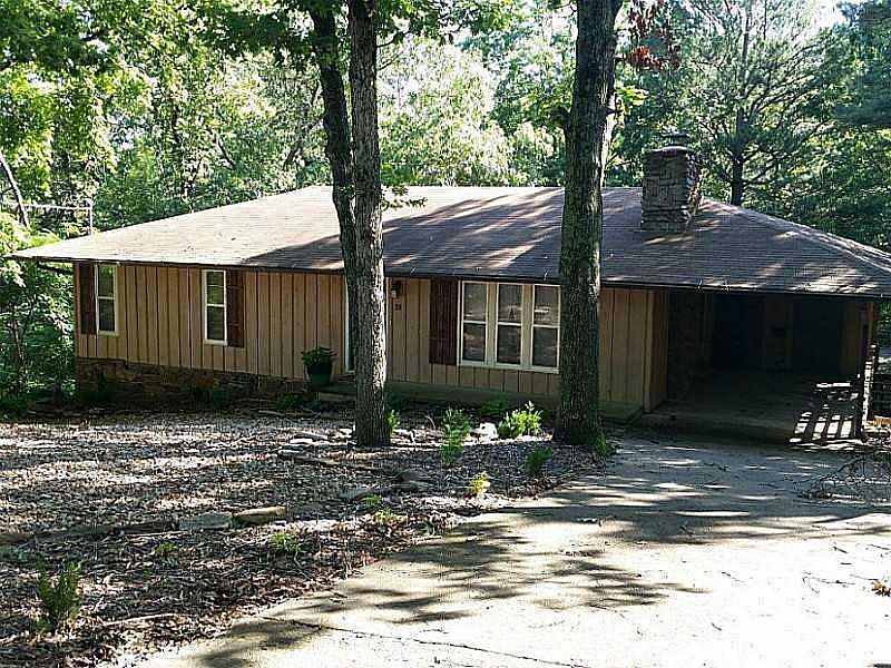 1st image of 18 Winsford Ln