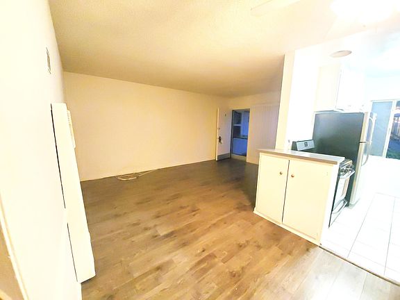 5th image of 2320 Glendale Blvd #1030