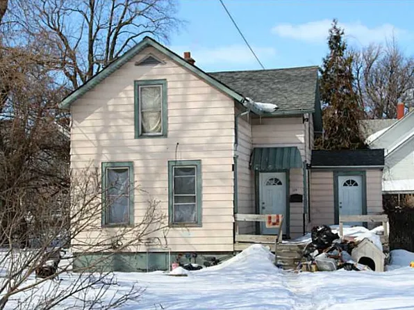 524 E 7th St, Erie, PA 16503