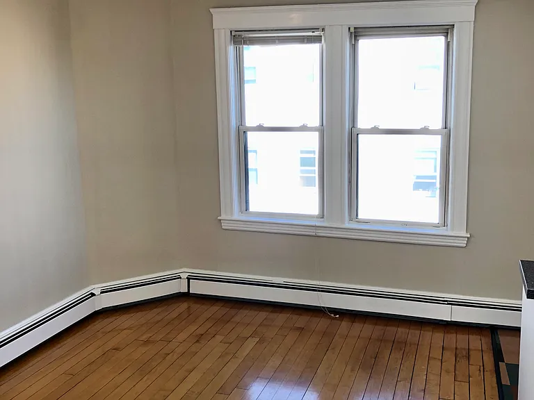 693 Somerville Ave #5 — Photo 8