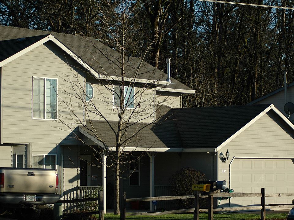 1st image of 220 NE 43rd Ave