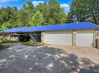 135 Wood Valley Trl, Pacific, MO 63069