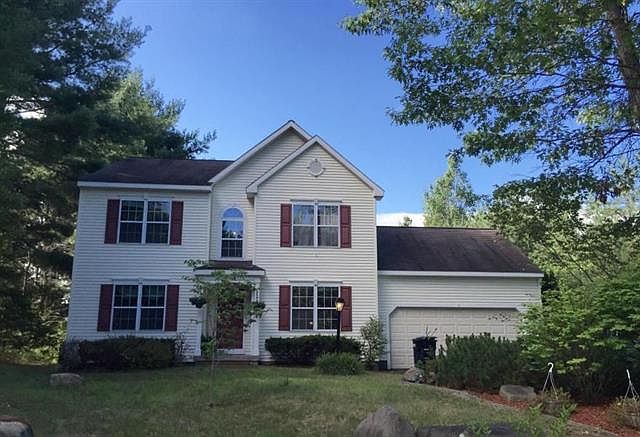 1st image of 7 Jacqueline Dr