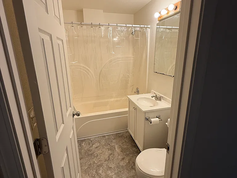 130 Leland Ave #7 — Photo 5
