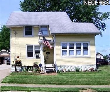 1st image of 89 Fernwood Ave