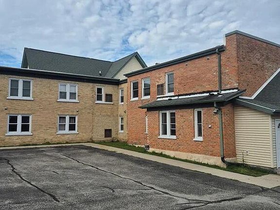3rd image of 103 S Ridge STREET