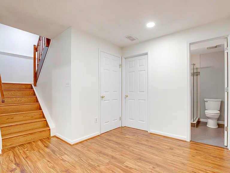 1604 Barnstead Dr — Photo 29