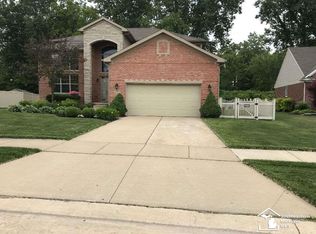 23993 Thorn Dr, Flat Rock, MI
