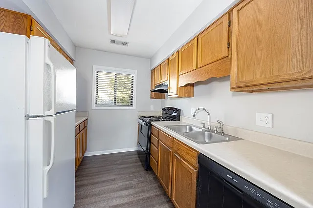 818 Chickasaw Ave — Photo 7