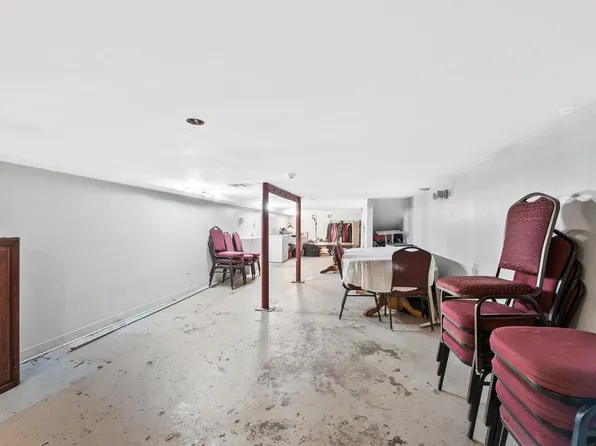 1303 Summit Avenue image 20 of 21